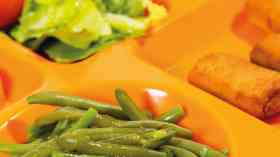 Government to launch programme to prevent “holiday hunger”