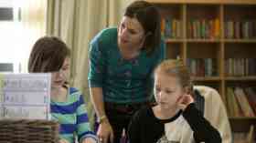 New route into teaching for aspiring graduates 