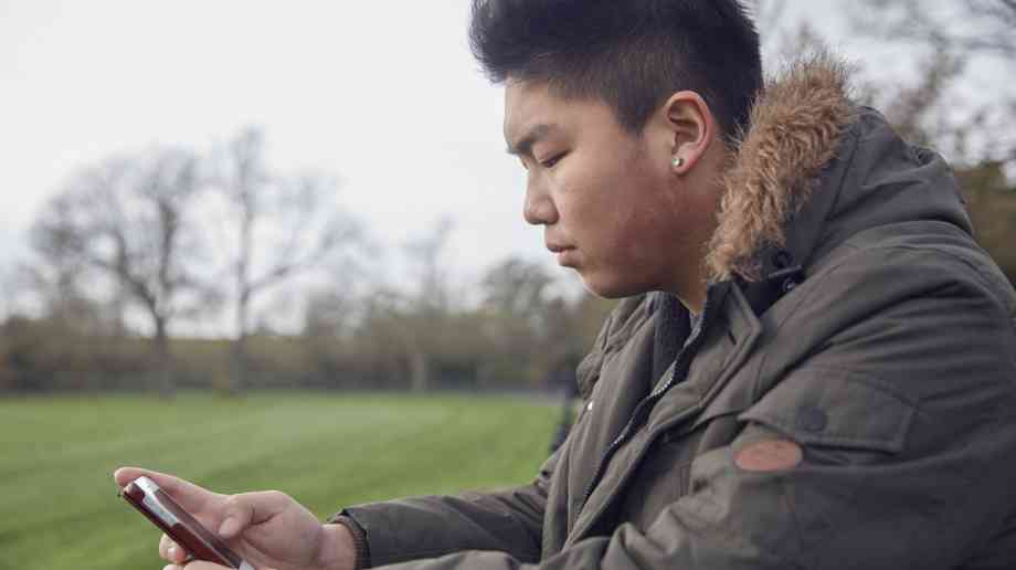 Rise in schoolchildren seeking Childline counselling 