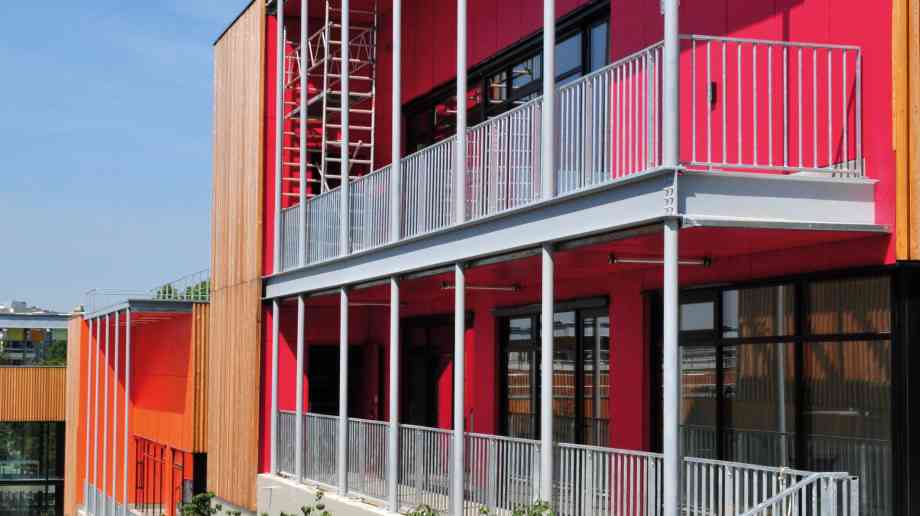 Adopting structures for effective governance