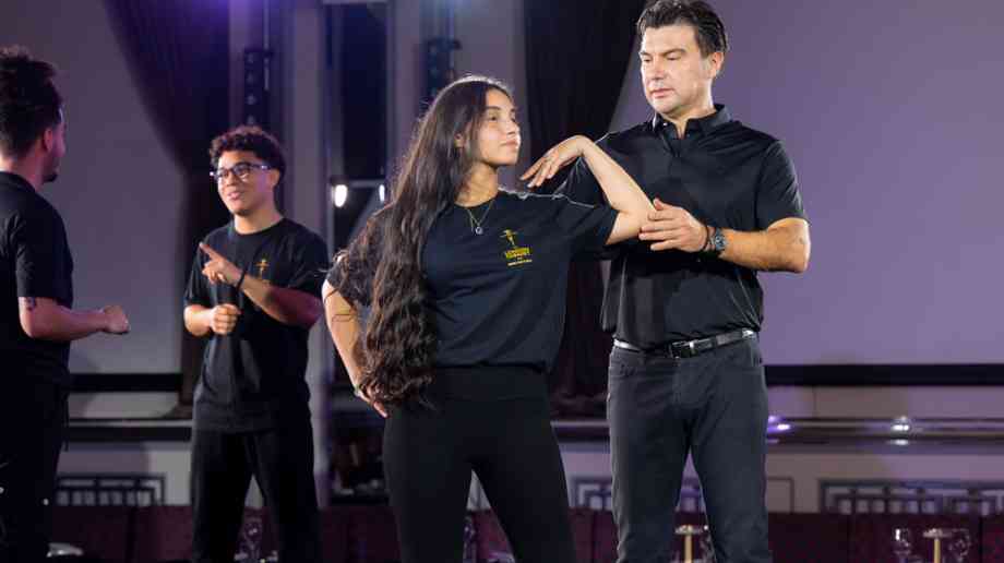 Co founders Evelina Girling and Doni Fierro