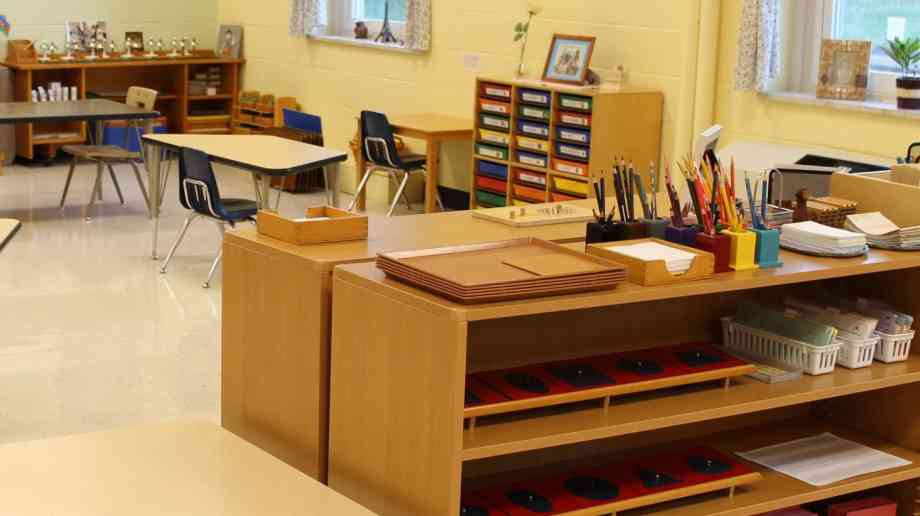 Northamptonshire Primary considers closing on Friday afternoons