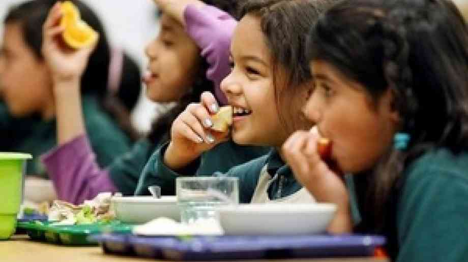 Funding to help disadvantaged families during school holidays announced 