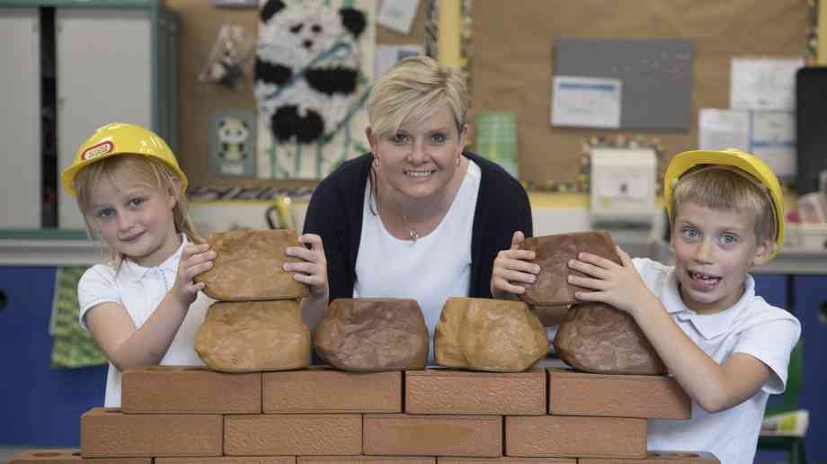 Scottish pupils benefit from STEM learning kits 