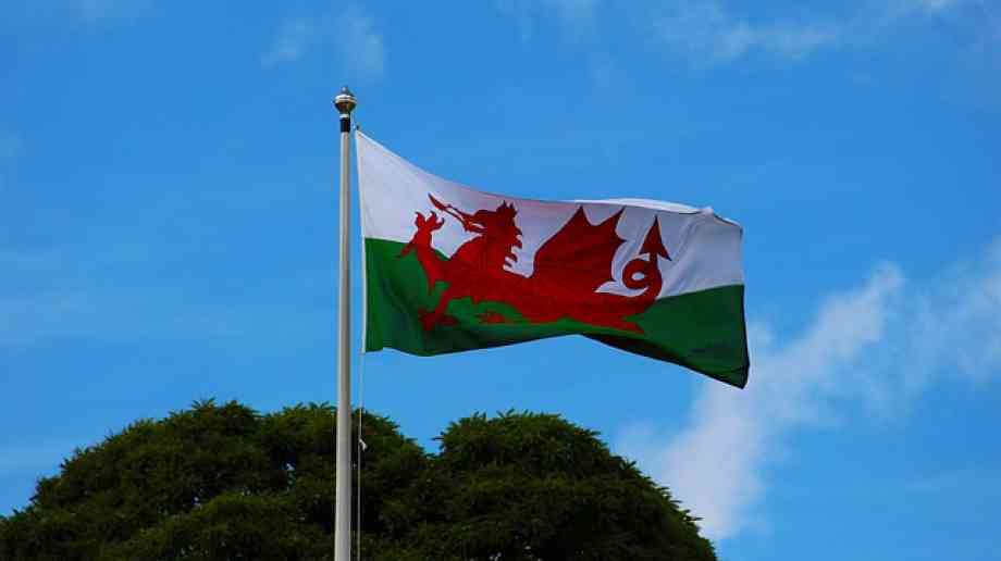 Welsh report shows education is “uniting in a mission of self-improvement”